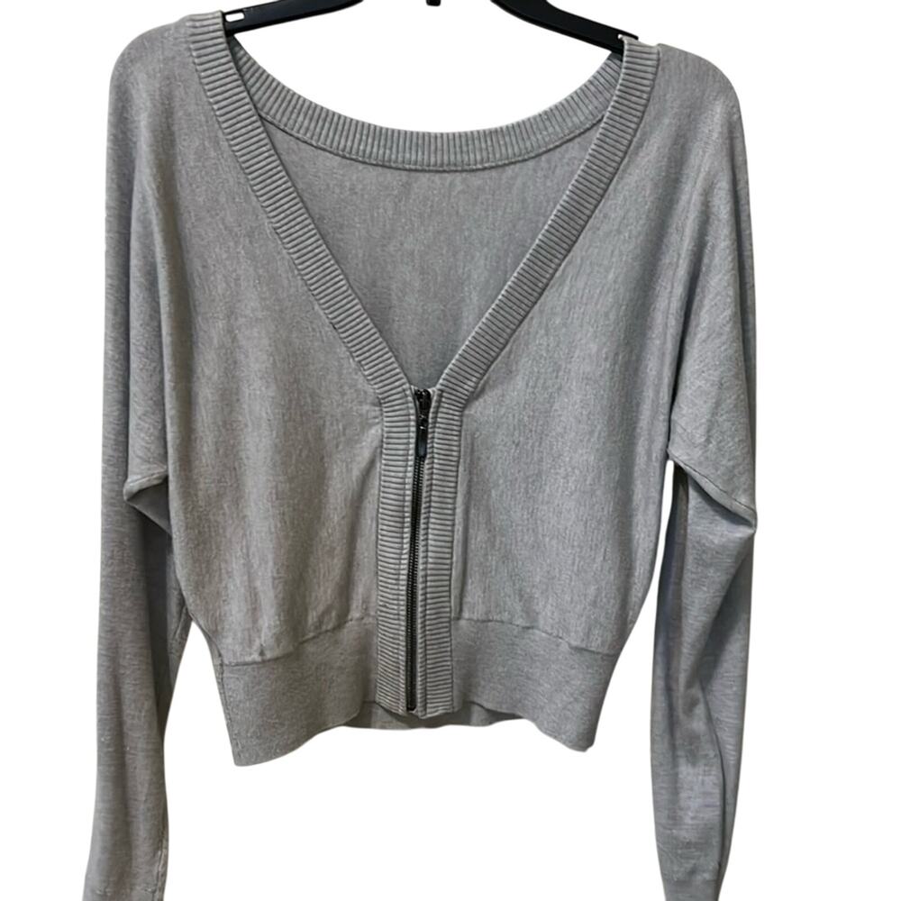 Express open back zipper gray cropped cozy trendy sweater size small soft girl